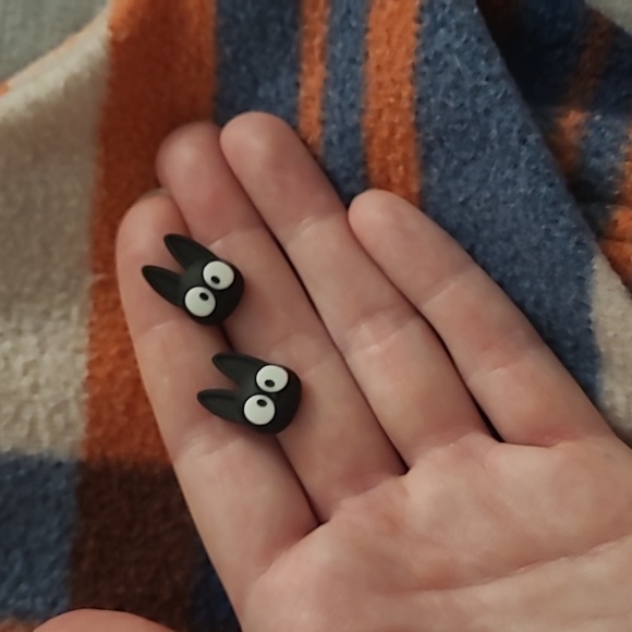 1 PAIR LEFT! Jiji Black Cat Earrings - Picture 9 of 9